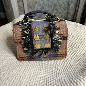 Kooreloo Petite Plaid Basset Multicolor Handcrafted Tweed.